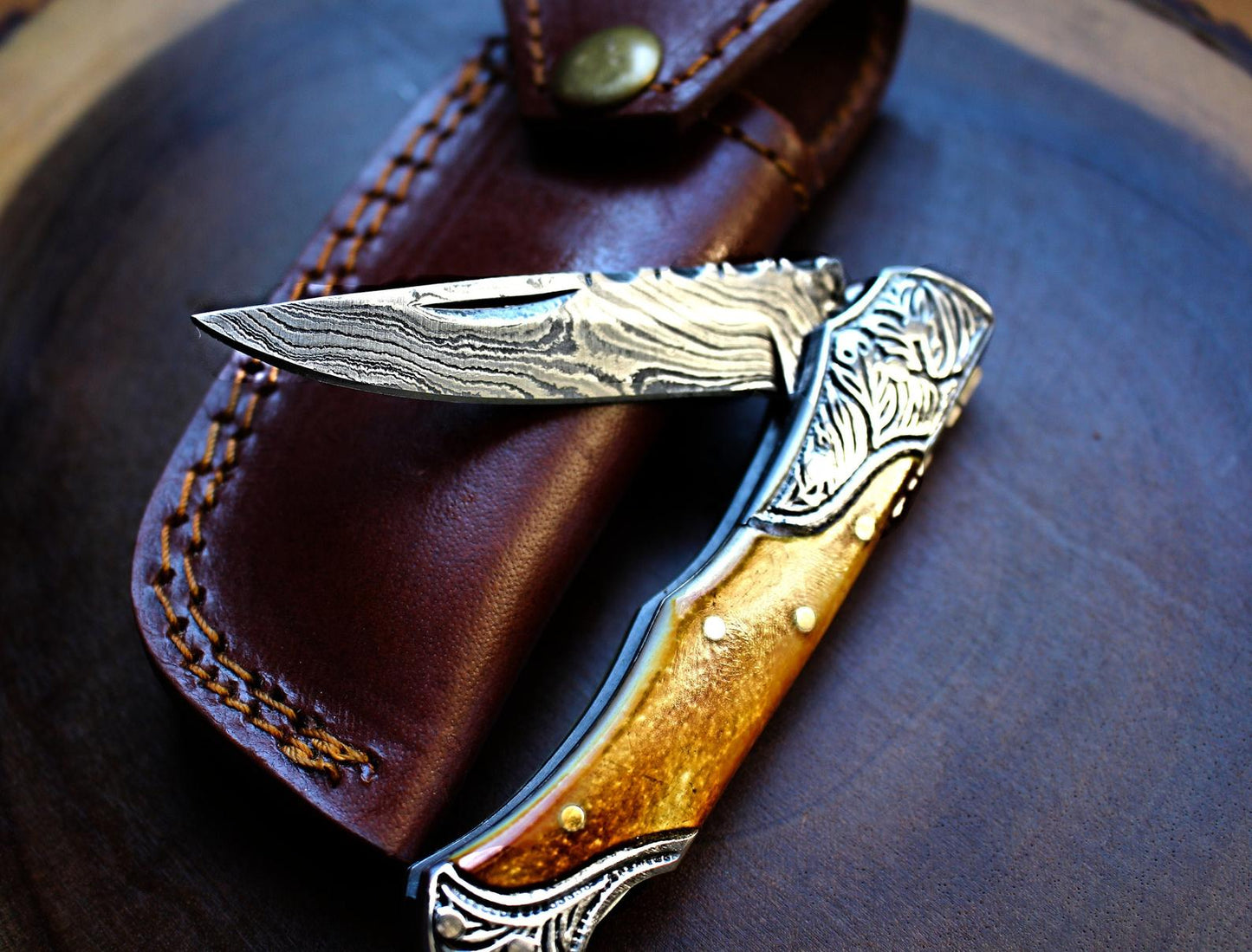 Damascus Steel pocket Knife